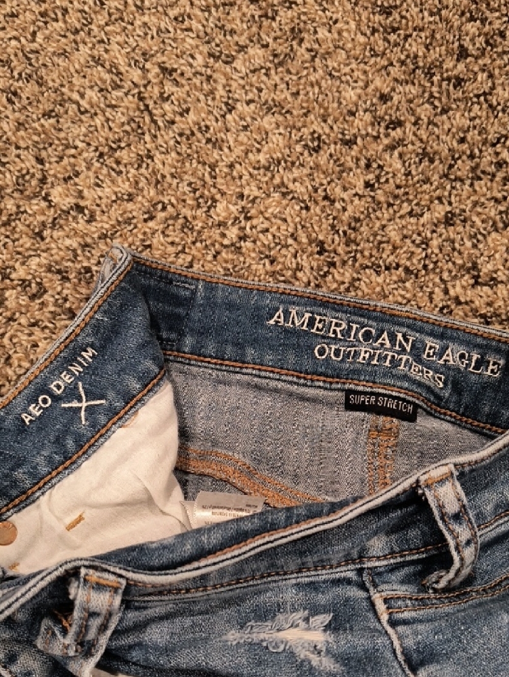 American Eagle Outfitters Light Blue Distressed Denim Shorts - Picture 3 of 4